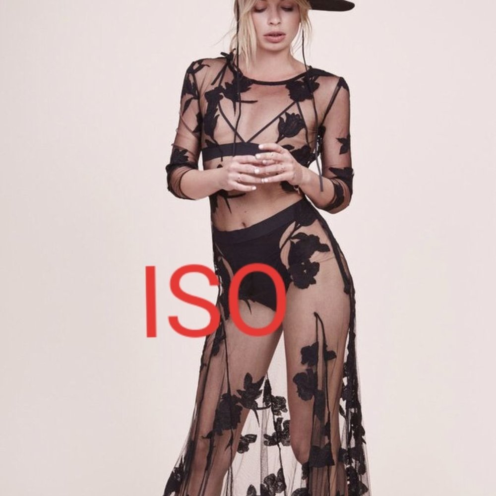 ISO / In search of black orchid maxi for love and lemons
